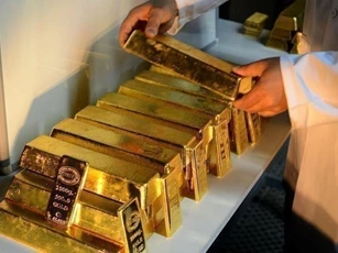 Giá vàng ngày 24/7/2023: "Nín thở" chờ quyết định của Fed